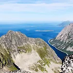 4 Person In Stonglandseidet-by Traum * Stonglandseidet